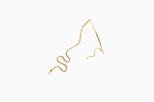 Single earring Chai in Vermeil, packshot for sarah vankaster jewelry, serpent collection