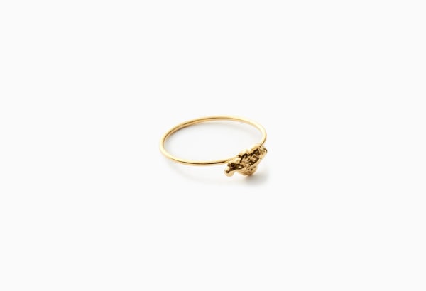 Mini Pepite Ring in vermeil, packshot, Sarah Vankaster Handmade Jewelry, Erosion Collection