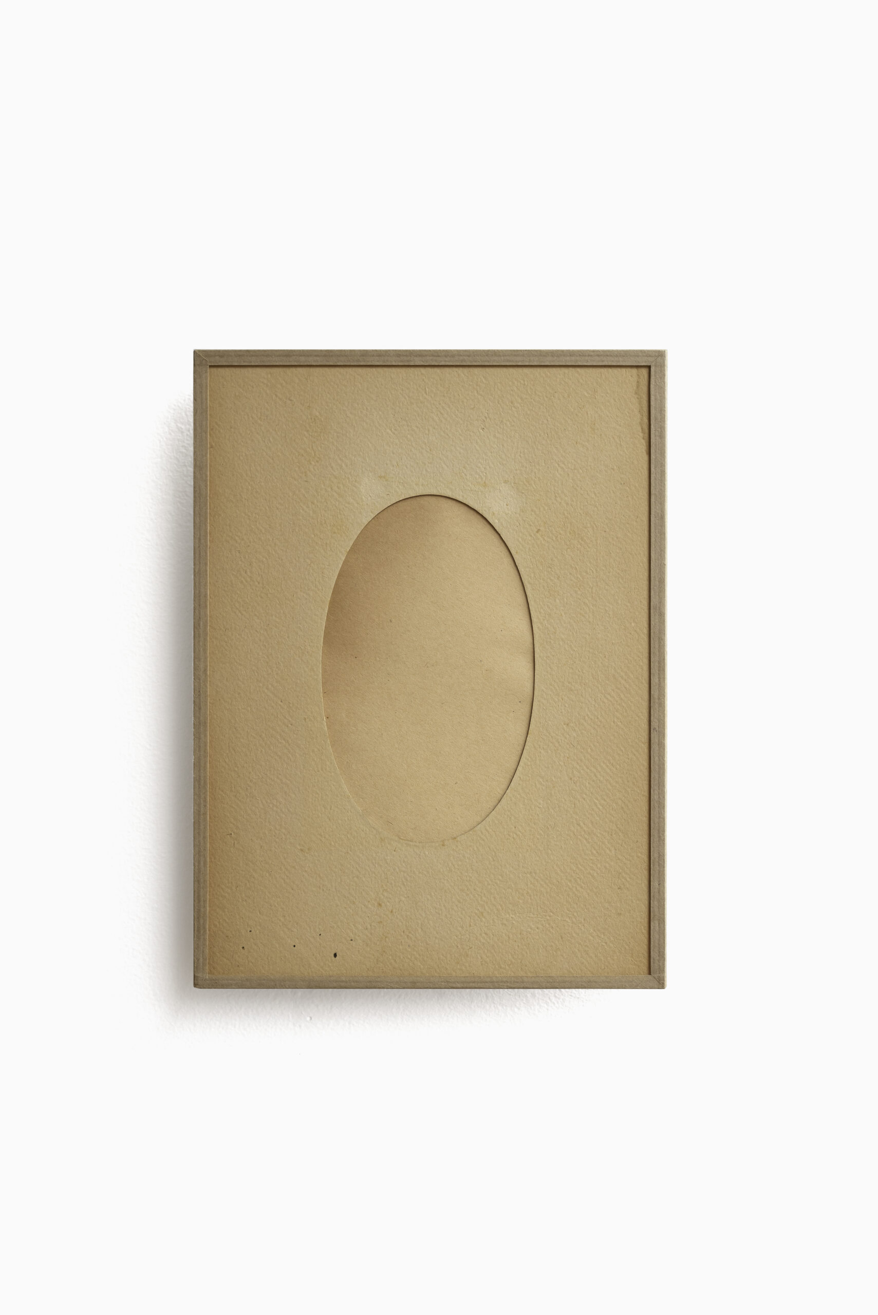 2023_Camille Truyffaut_Profilperdu_18x24cm (1)